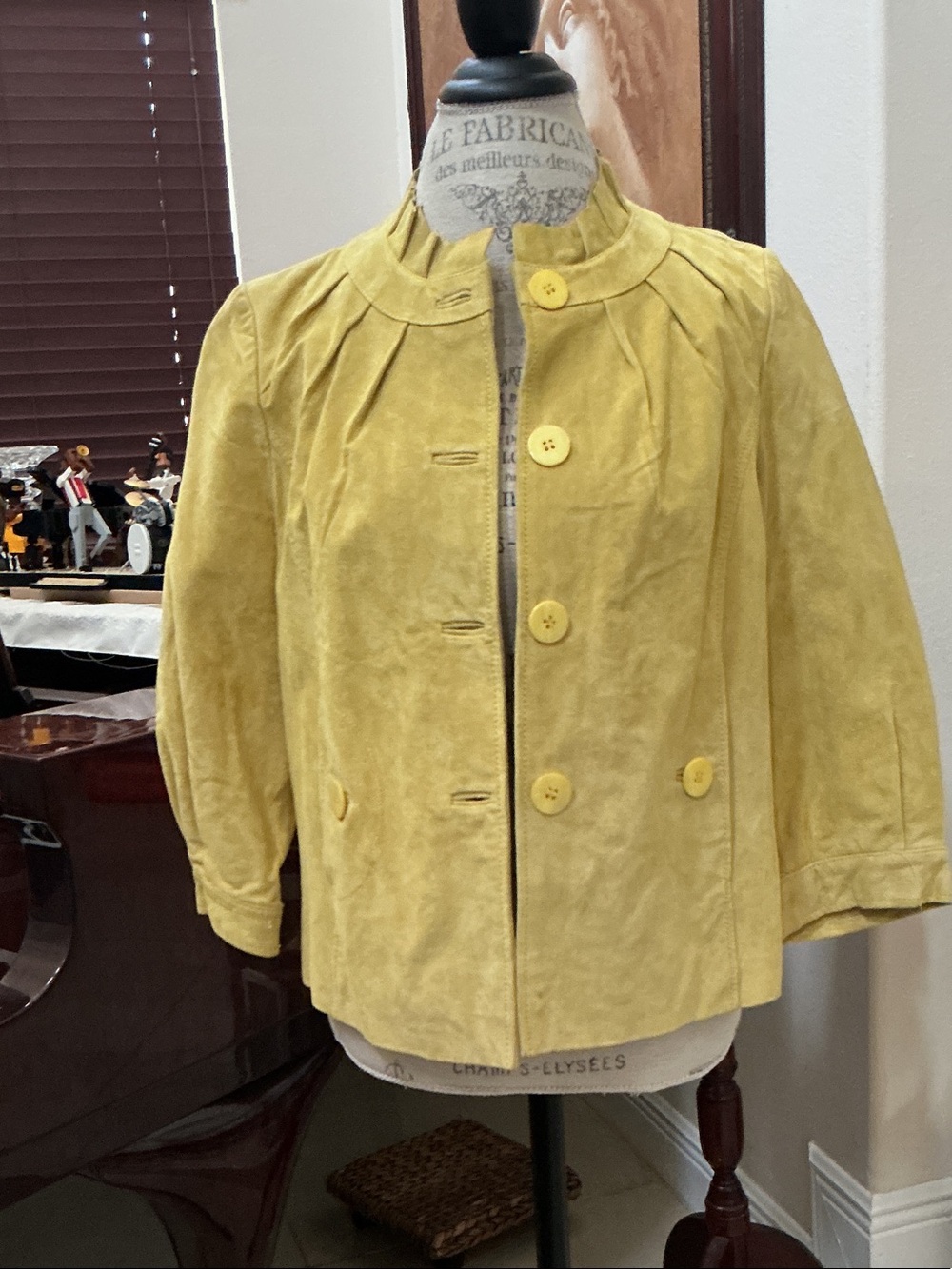 Dialogue Yellow Leather Button-Front Jacket